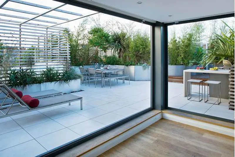 Roof terrace at Clerkenwell rooftop jacuzzi flat, F1133 (photo 1)
