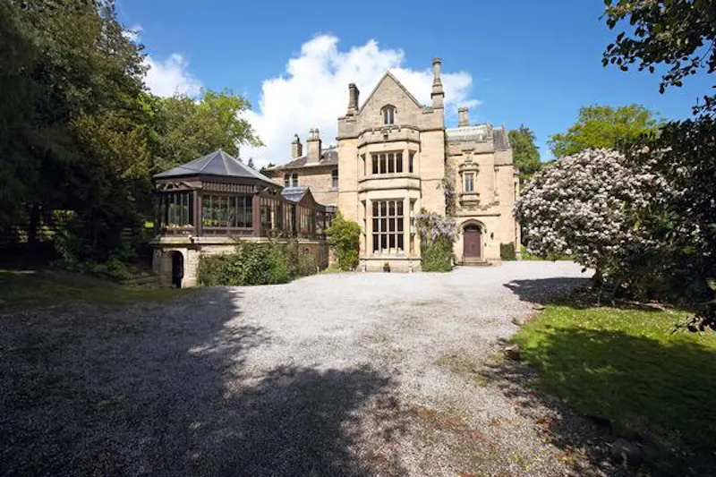 Driveway at Grand in Galashiels, B1751 (photo 1)