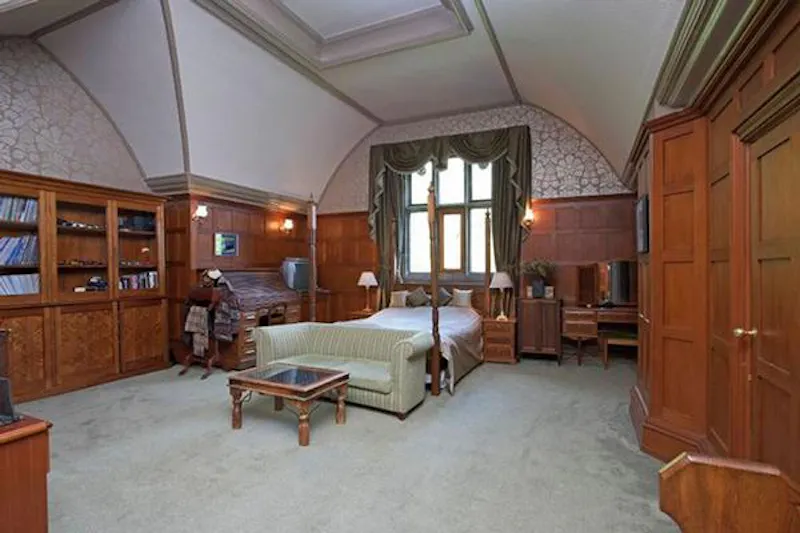 Bedroom at Grand in Galashiels, B1751 (photo 12)