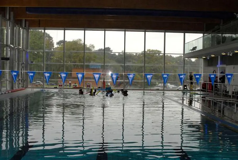 Leisure Centre close to Elstree Studios., V153 (photo 12)