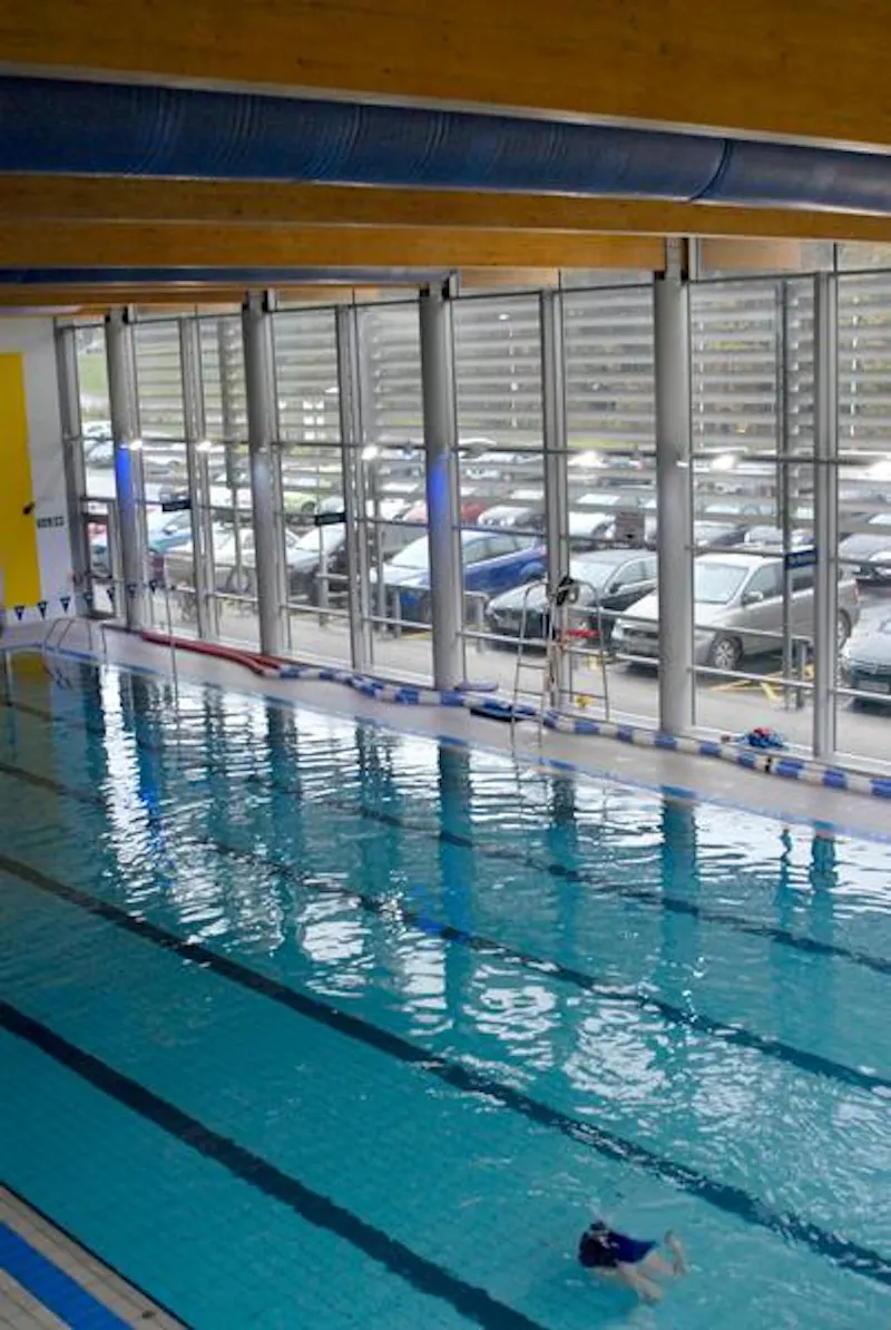 Leisure Centre close to Elstree Studios., V153 (photo 16)