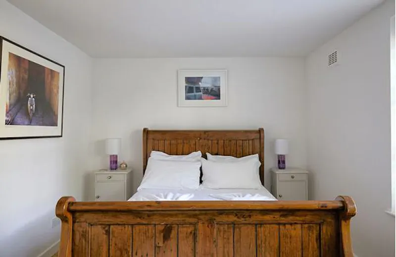 Bedroom at Modern Clapham coach house, D2293 (photo 22)