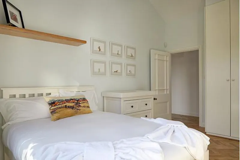 Bedroom at Modern Clapham coach house, D2293 (photo 26)