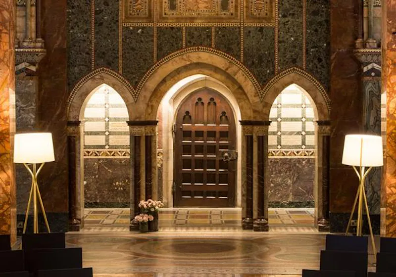 Film location CH100 in London (photo 3)