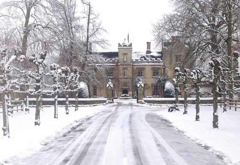 Oxford Tudor country manor hotel, M302 (photo 10)