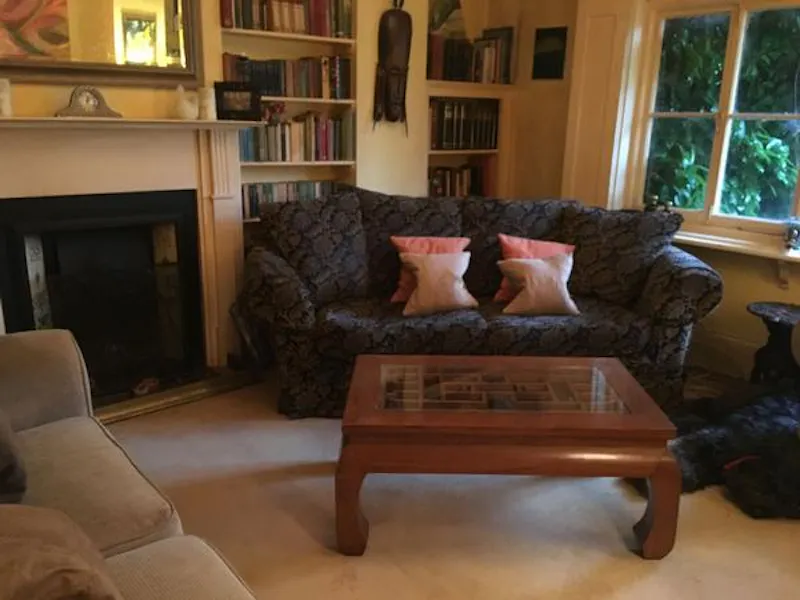 Stunning Syresham house, B1755 (photo 3)