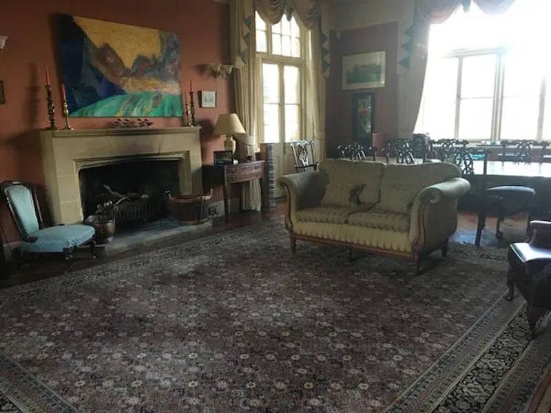 Drawing room at Stunning Syresham house, B1755 (photo 11)