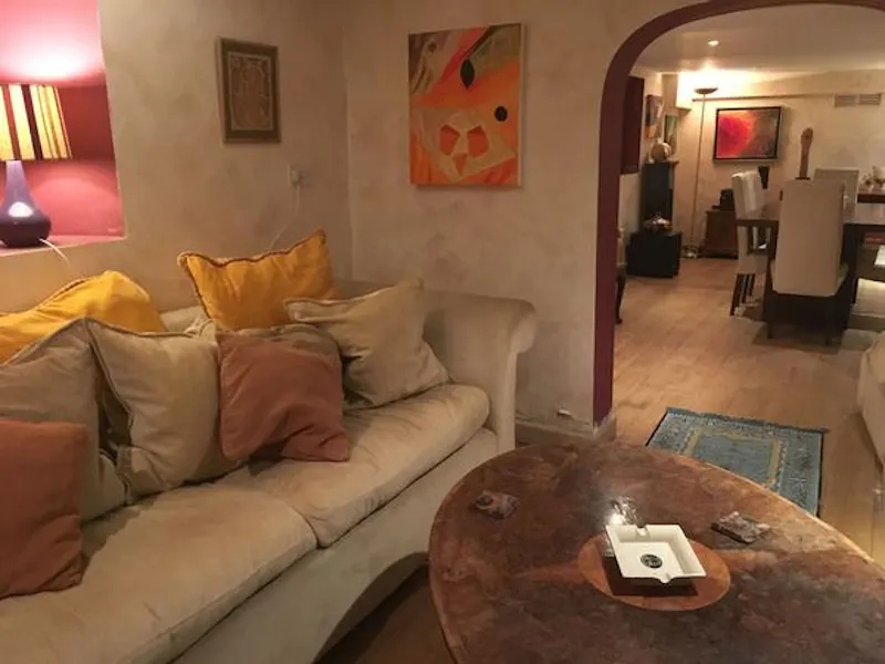 Living Room at Stunning Syresham house, B1755 (photo 25)