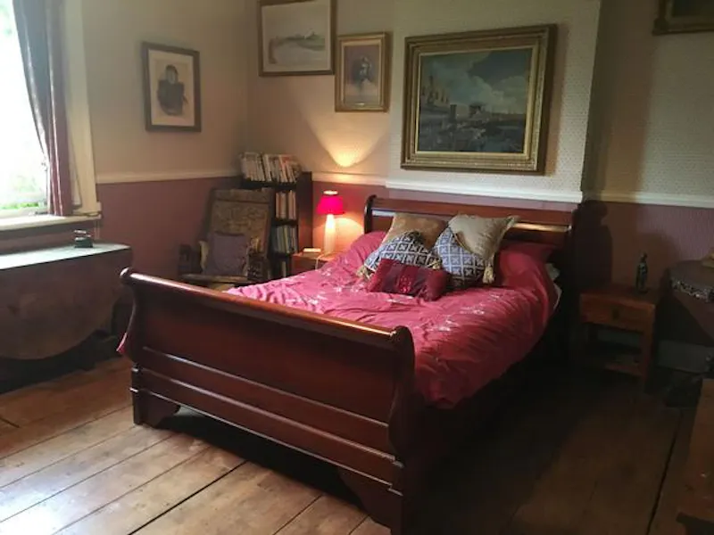 Bedroom at Stunning Syresham house, B1755 (photo 31)