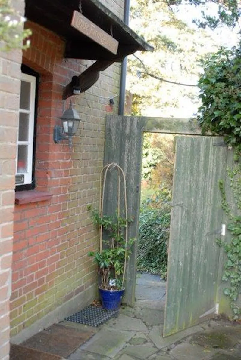 Film location L663 in Middlesex (photo 16)