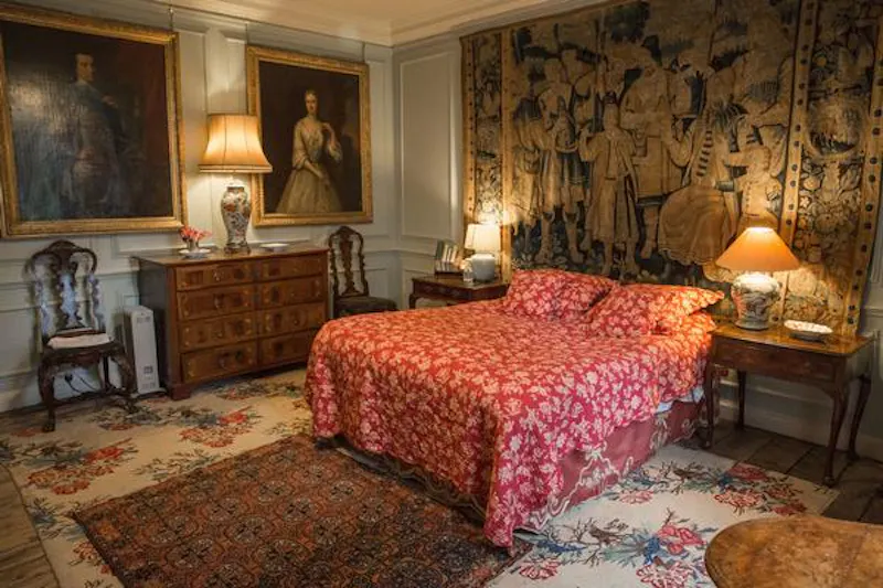 Bedroom at 17th century Northampton Gem, H178 (photo 29)