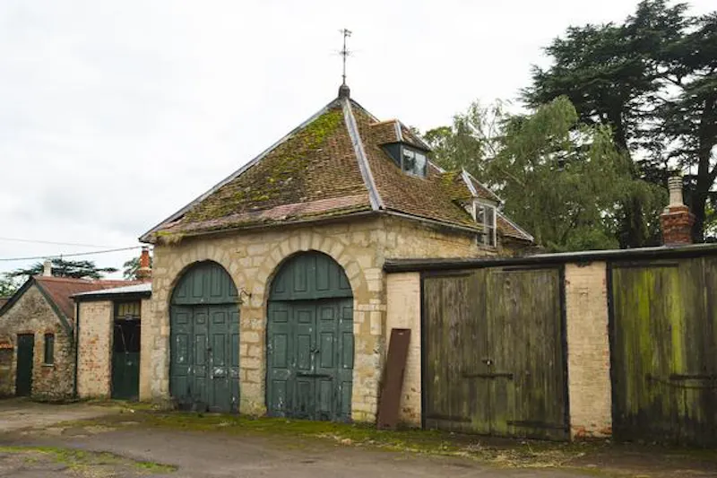 Stable / Outbuildings at 17th century Northampton Gem, H178 (photo 95)