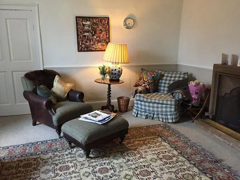 Living Room at Stone house in Lechlade, A1427 (photo 4)