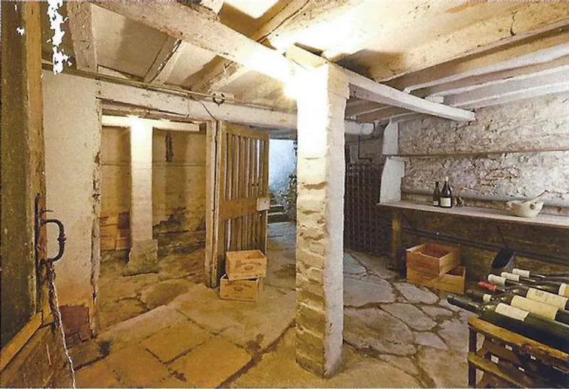 Stone house in Lechlade, A1427 (photo 19)