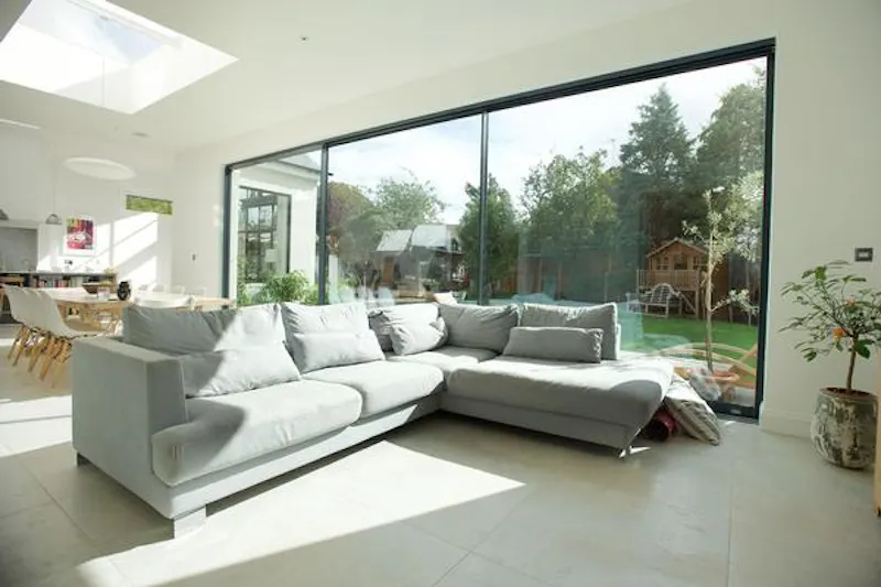 Glass at Stunning Hampton house, D2297 (photo 16)