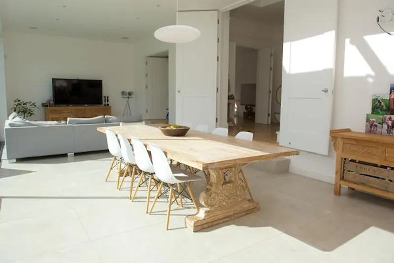 Stunning Hampton house, D2297 (photo 27)