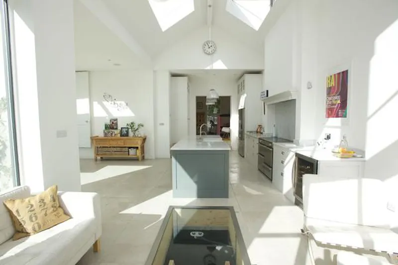 Stunning Hampton house, D2297 (photo 47)