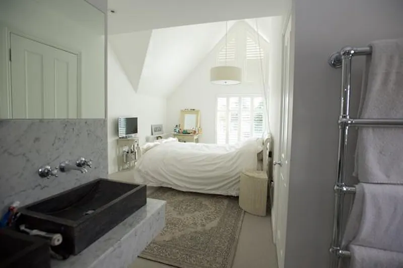 Bedroom at Stunning Hampton house, D2297 (photo 51)