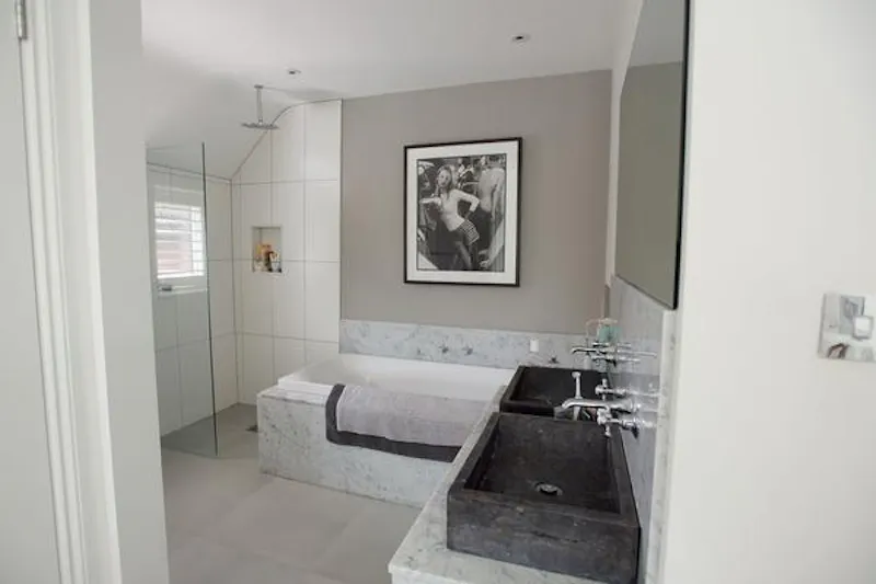 Stunning Hampton house, D2297 (photo 55)