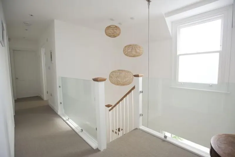 Stunning Hampton house, D2297 (photo 58)