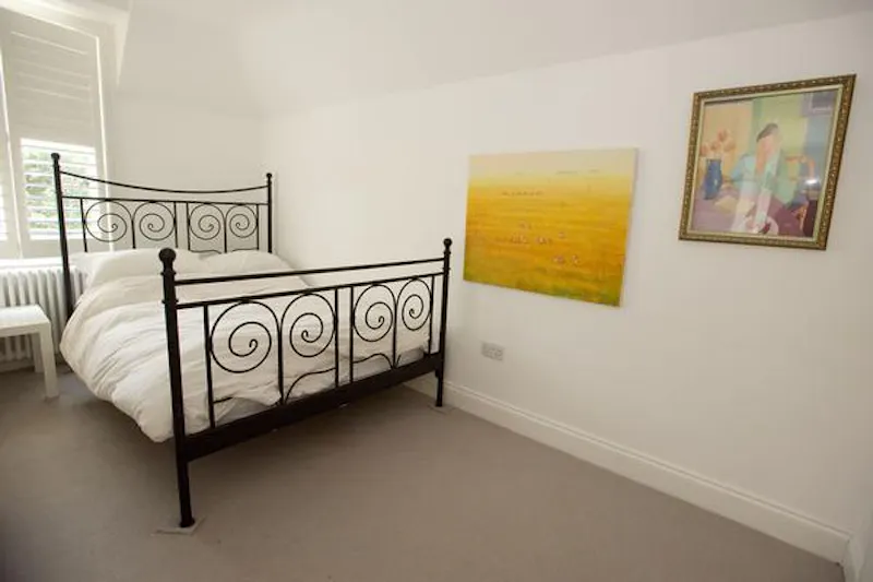 Bedroom at Stunning Hampton house, D2297 (photo 60)
