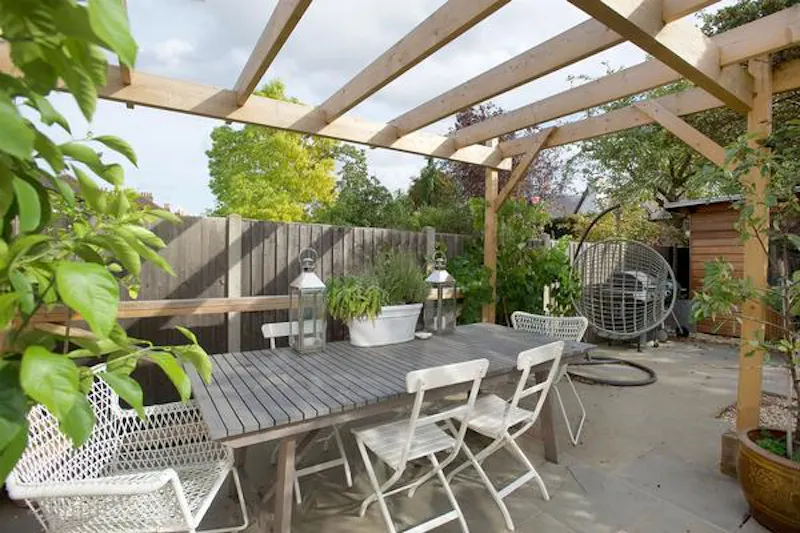 Stunning Hampton house, D2297 (photo 90)