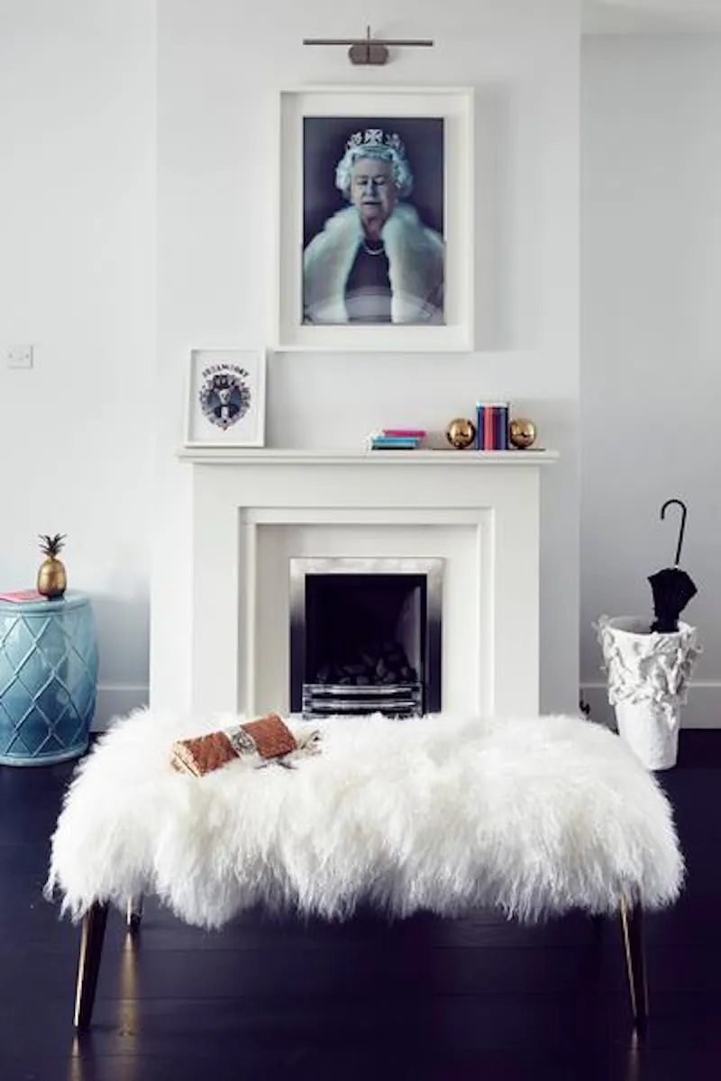 Fireplace at Film location D2298 in Berkshire (photo 4)