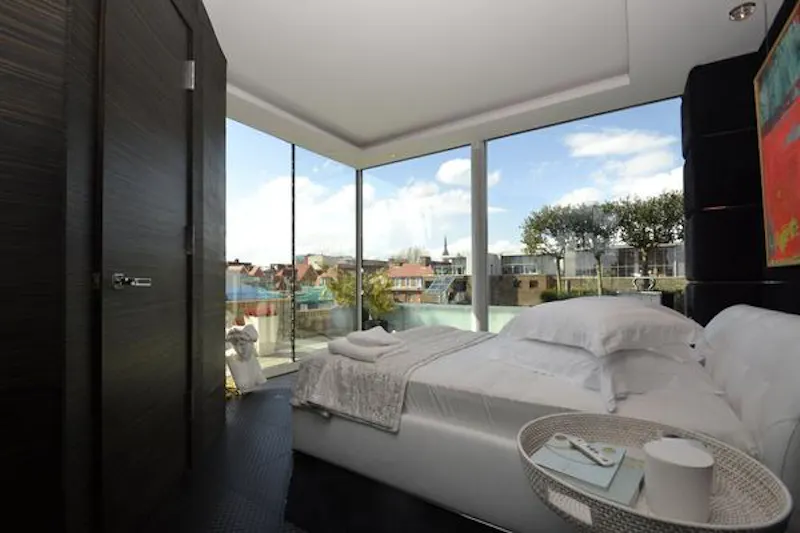 Bedroom at Glossy Shoreditch penthouse, F1136 (photo 10)