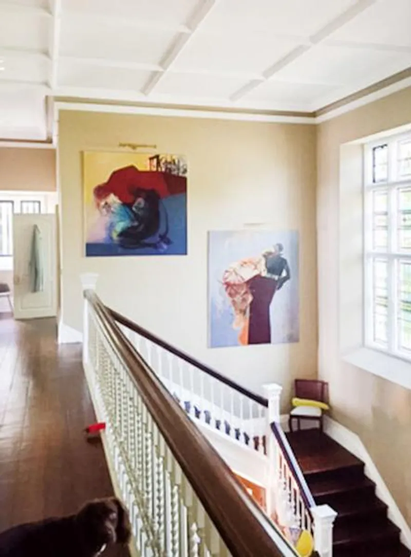 Corridor at Colourful Lyme Regis manor, A1430 (photo 8)