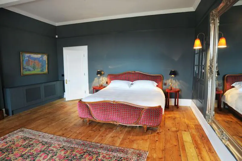 Bedroom at Colourful Lyme Regis manor, A1430 (photo 9)