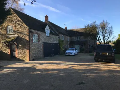 Faringdon farmhouse, B1762