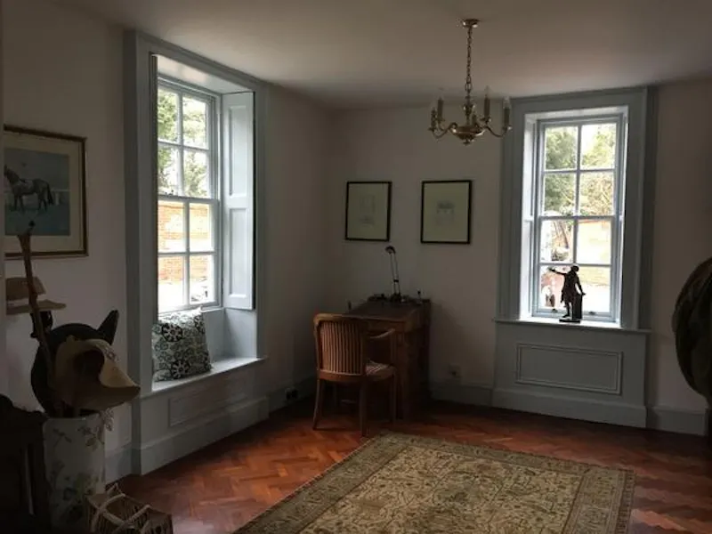 Guilford house & cottage, A1431 (photo 2)