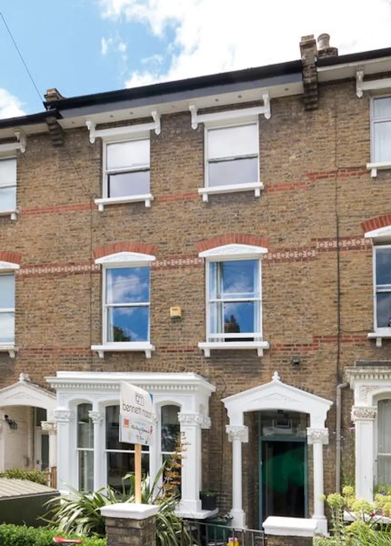 Trendy Finsbury Park house, B1763 (photo 1)