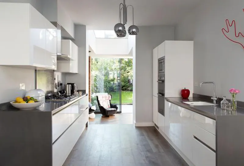 Kitchen at Trendy Finsbury Park house, B1763 (photo 7)