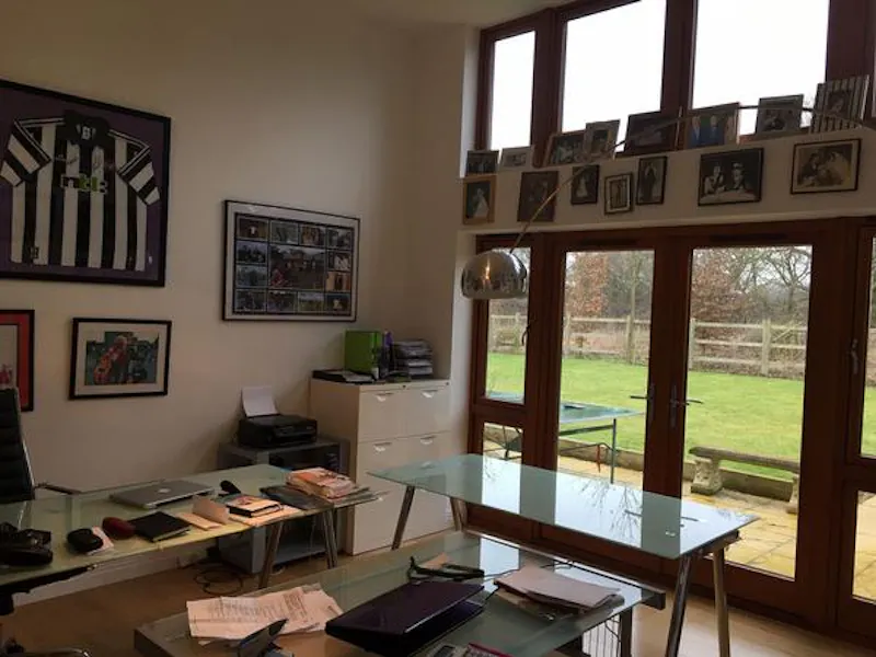 Study at Film location L666 in Hertfordshire (photo 9)