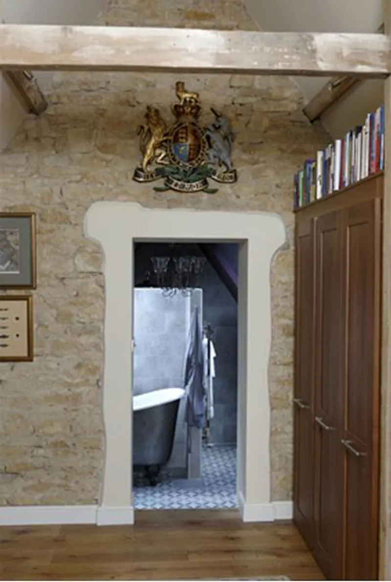 Converted chapel near Stroud, CH102 (photo 24)