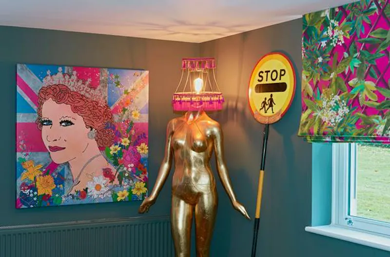 Funky, fun home in Crowthorne, B1764 (photo 15)