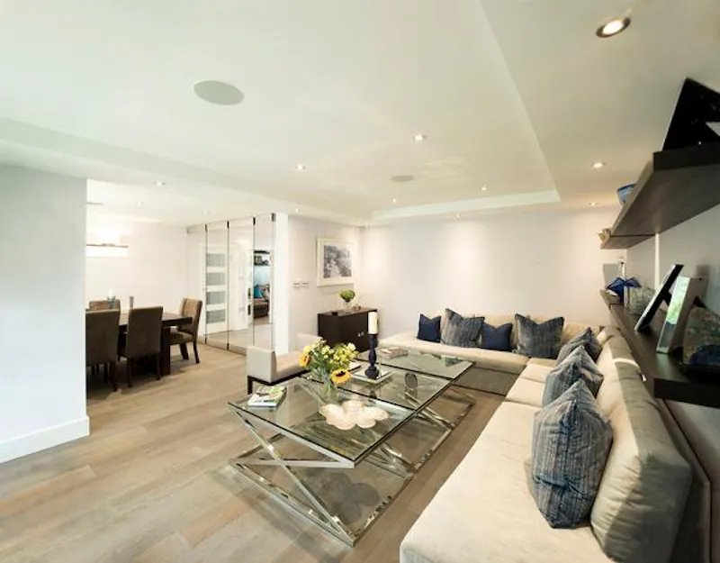 Living Room at Modern bright Mill Hill, D2303 (photo 5)