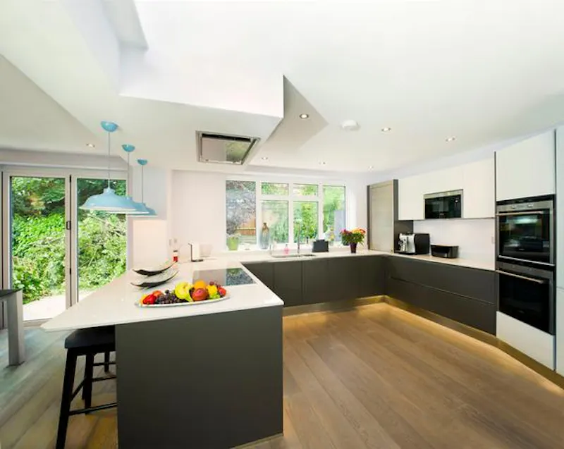 Kitchen at Modern bright Mill Hill, D2303 (photo 8)