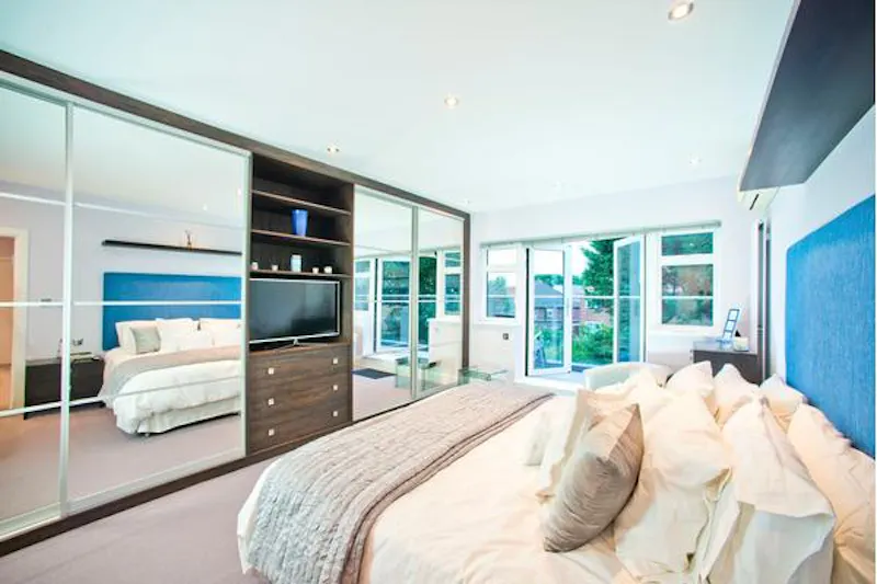 Bedroom at Modern bright Mill Hill, D2303 (photo 12)