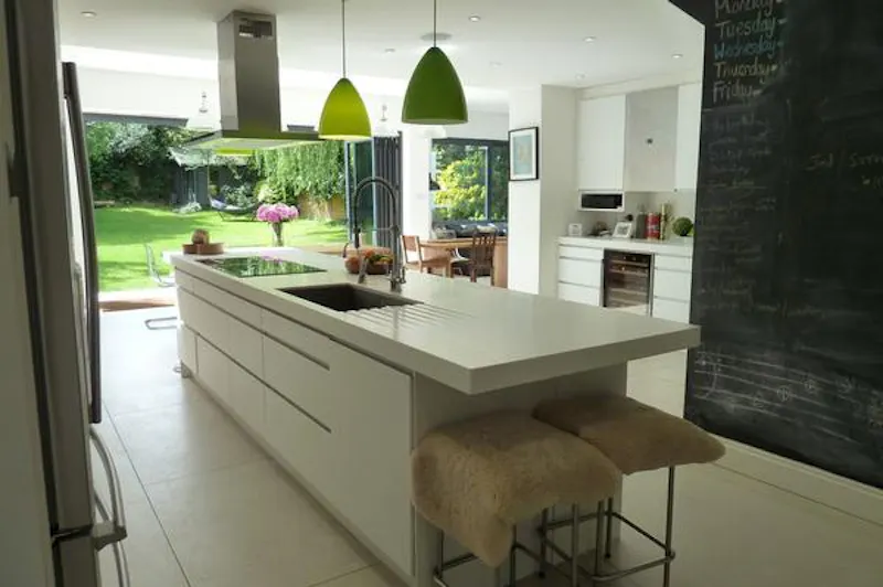 Kitchen at Streatham stylish house, B1765 (photo 5)