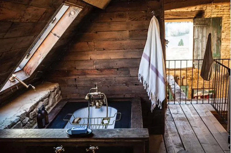 Rustic Gloucestershire barn, L667 (photo 24)