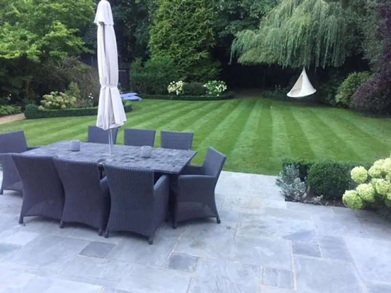 Terrace/Patio at Film location D2306 in Hertfordshire (photo 20)
