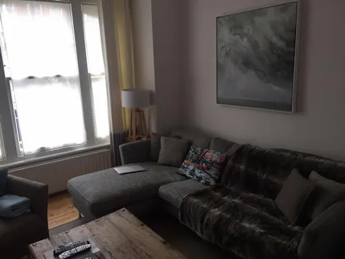 Garden flat in Balham, F1138