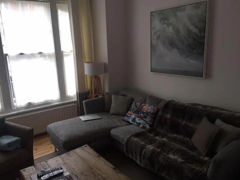 Living Room at Garden flat in Balham, F1138 (photo 5)