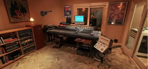 Limehouse recording studio, Q121