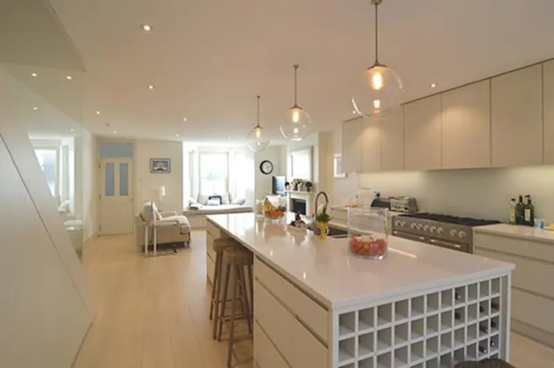 Bright Shepherd's Bush terrace, B1768 (photo 9)