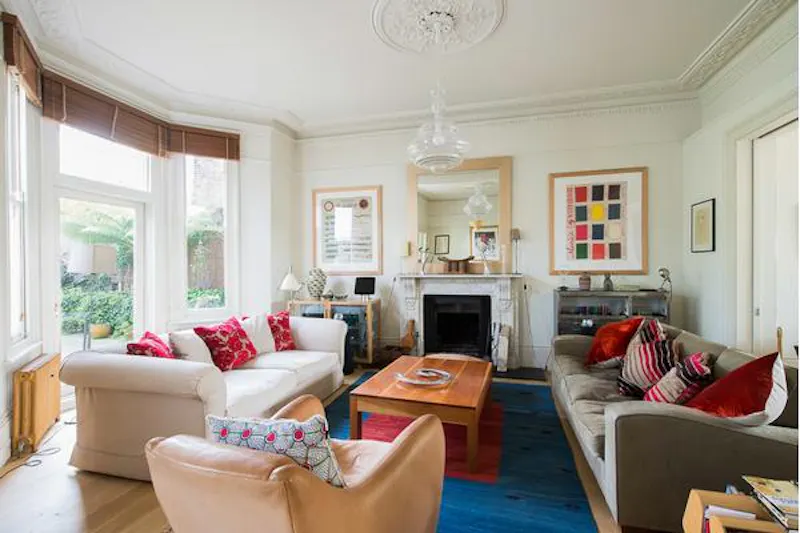 Living Room at Stunning Hampstead Villa, B1770 (photo 4)