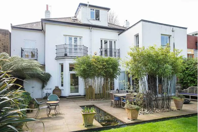 Pond at Stunning Hampstead Villa, B1770 (photo 33)