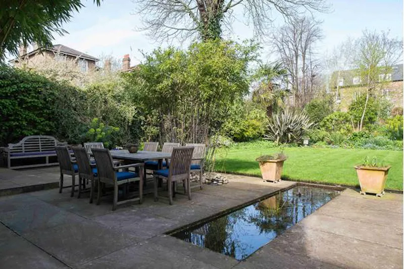 Garden at Stunning Hampstead Villa, B1770 (photo 35)